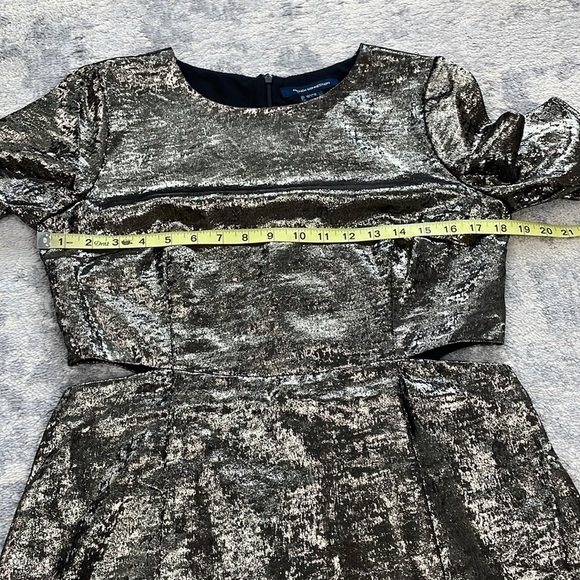 New French Connection Alara Metallic Flutter Sleeve Cutout Mini Dress Sz 10 - Picture 11 of 14